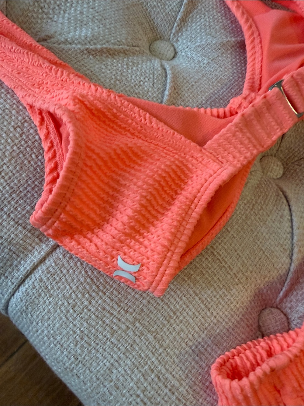 Hurley Coral-Orange Ribbed Knot Bikini Set - Picture 8 of 9